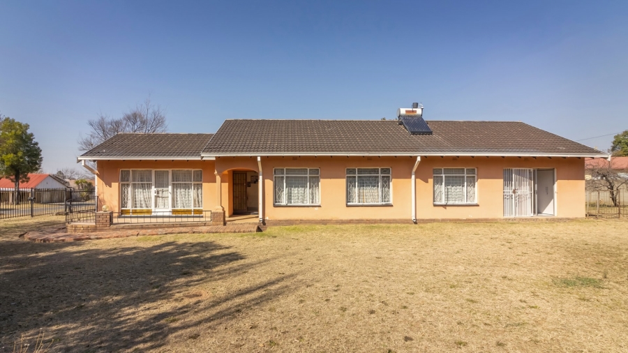 4 Bedroom Property for Sale in West Park Free State